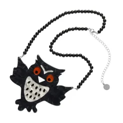 A Halloween Hoot Necklace