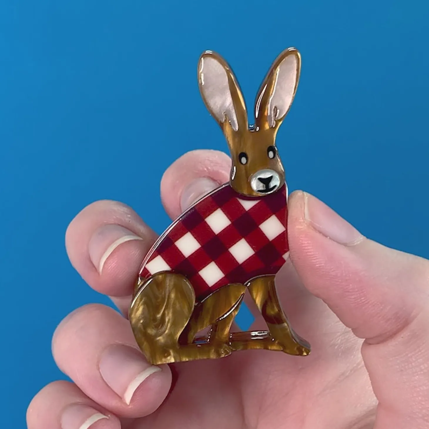 A Hare'S Breadth Brooch