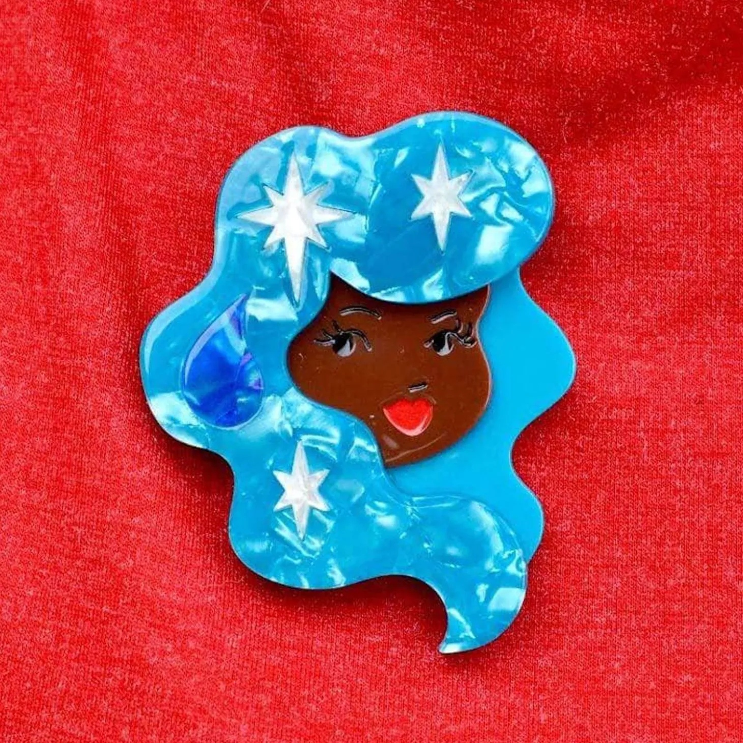 Aquarius The Accepting Brooch