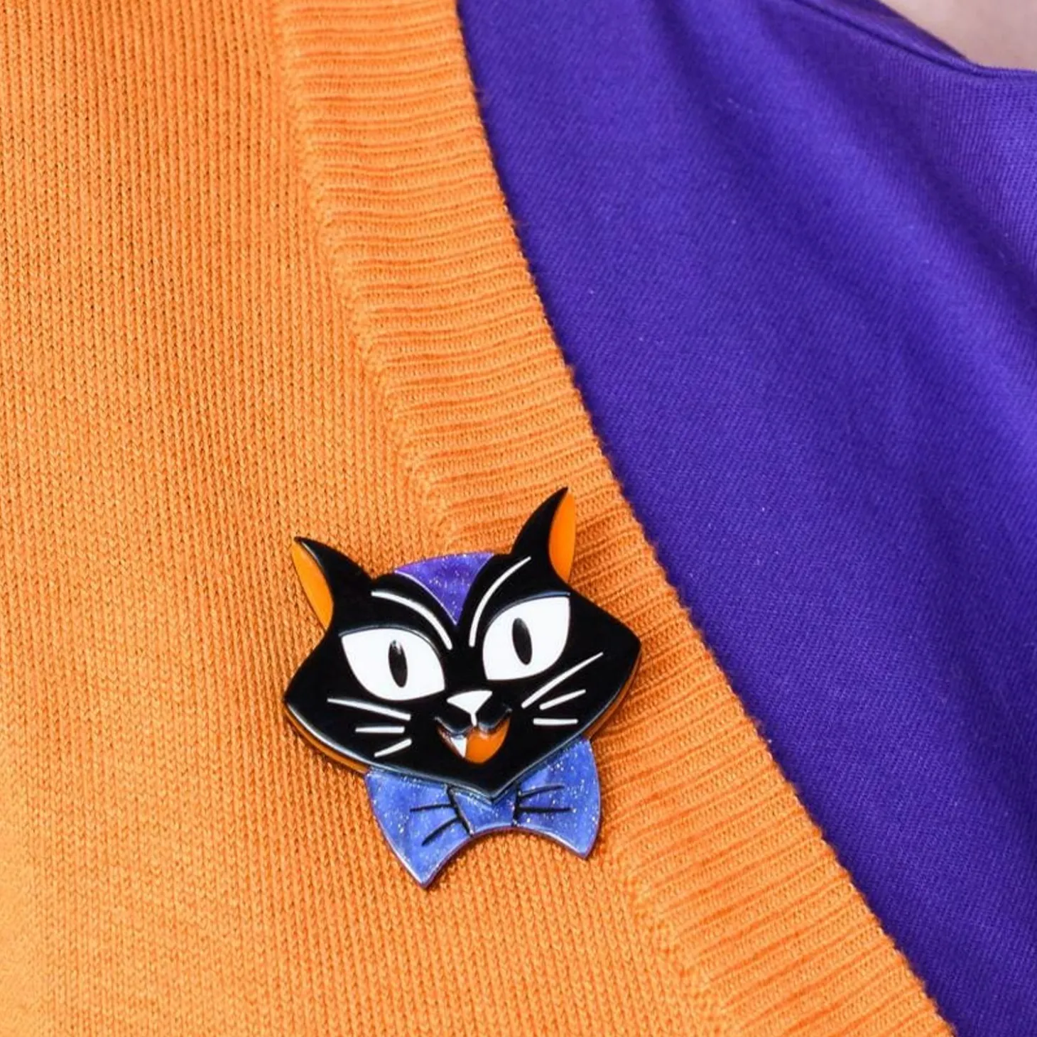 Cat Charming Brooch