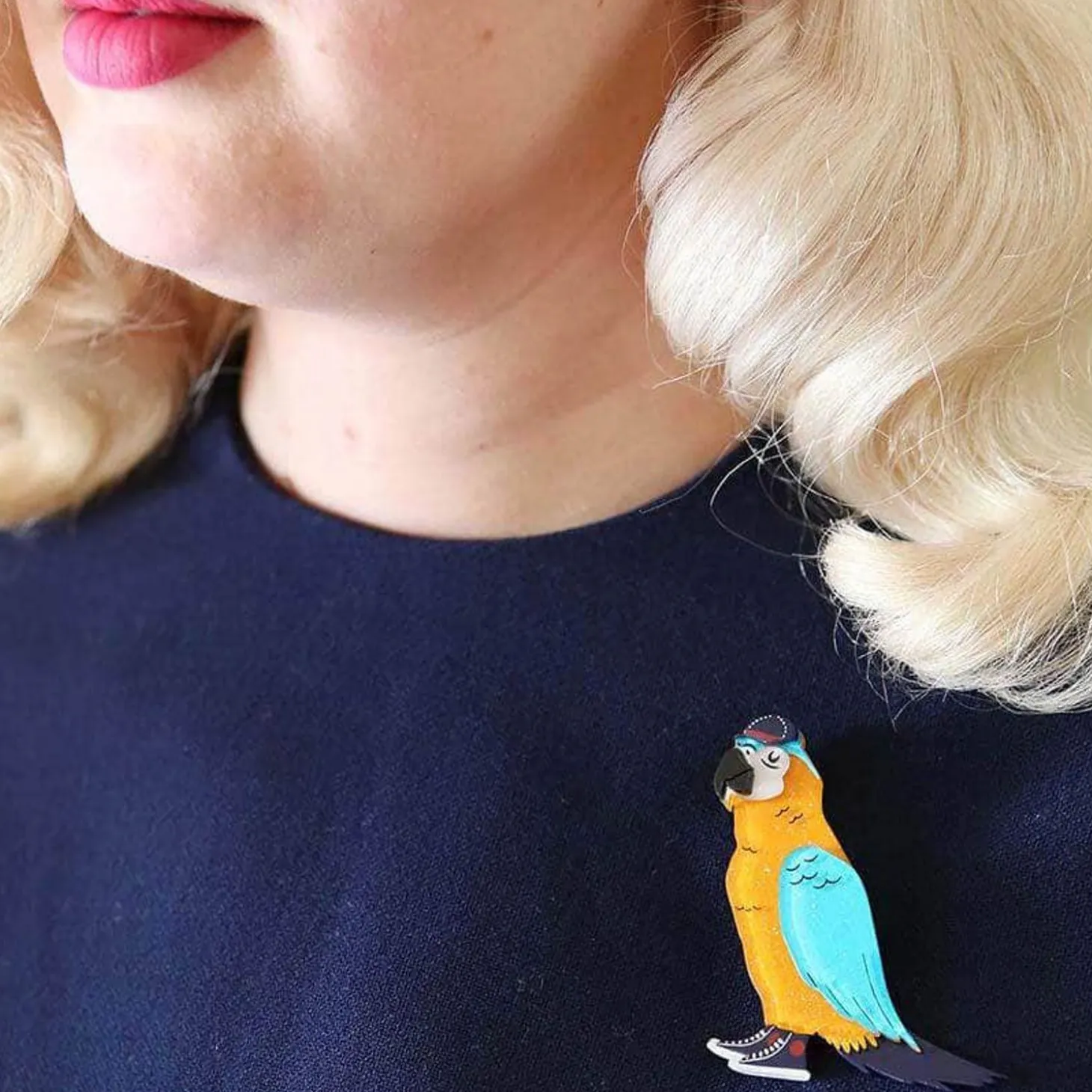Corey The Macaw Brooch