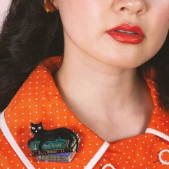 Cultured Cat Brooch