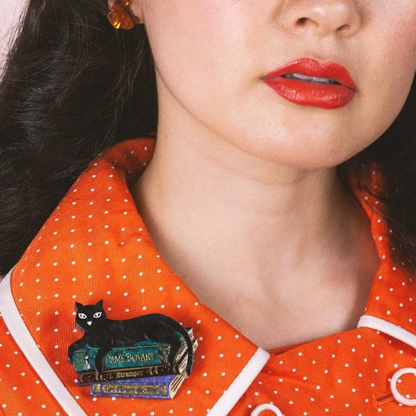 Cultured Cat Brooch