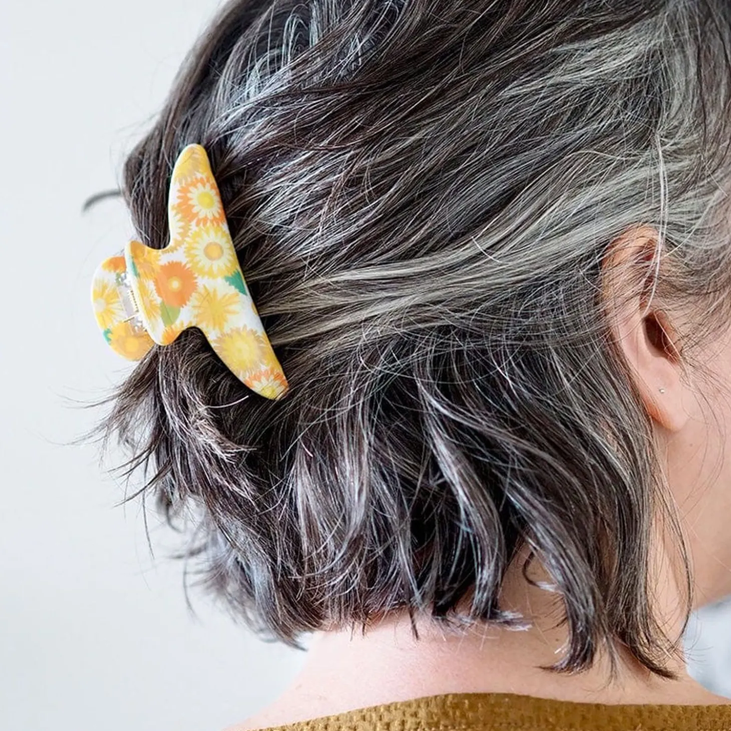 Daisy Hair Clip Claw