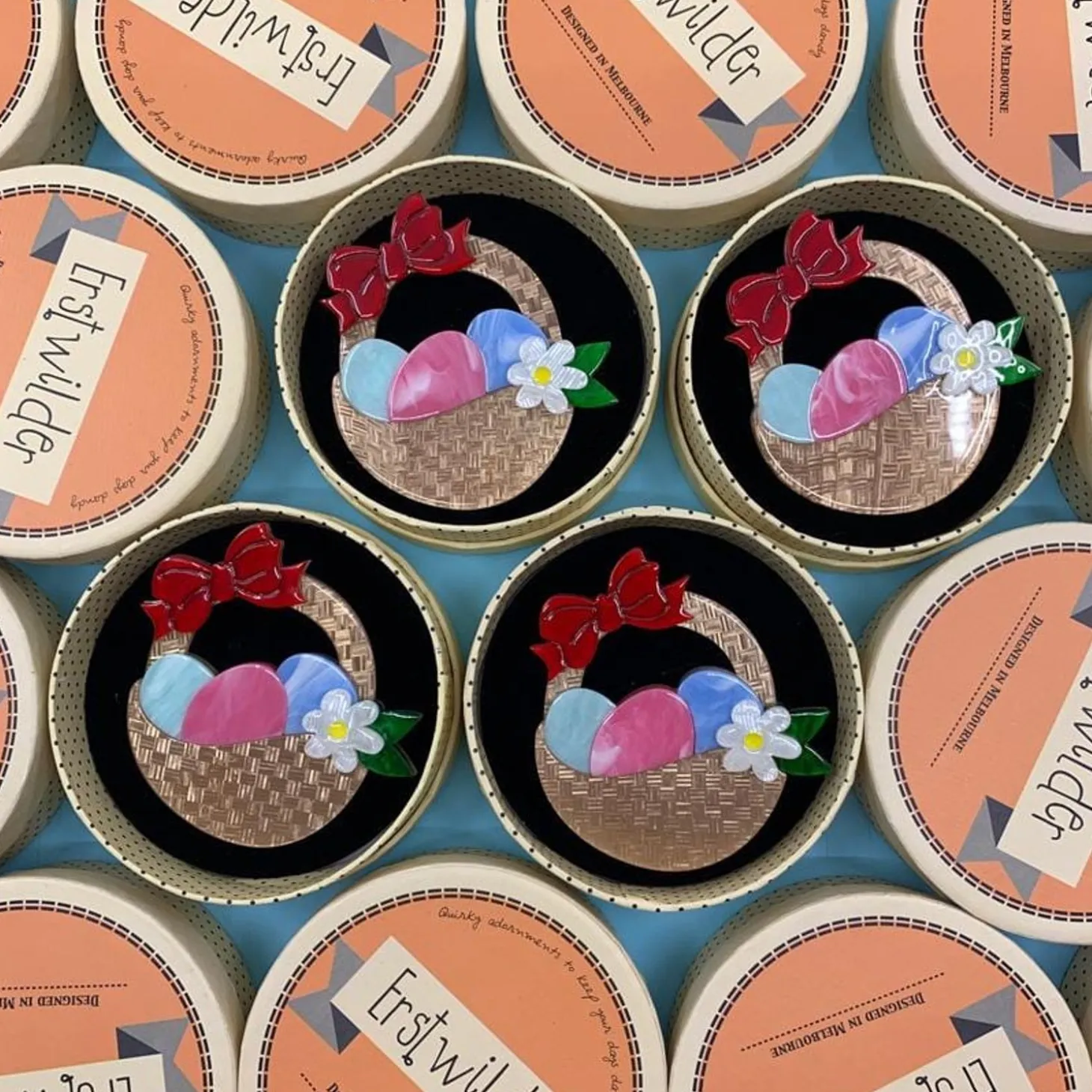 Egg Hunter'S Hamper Brooch