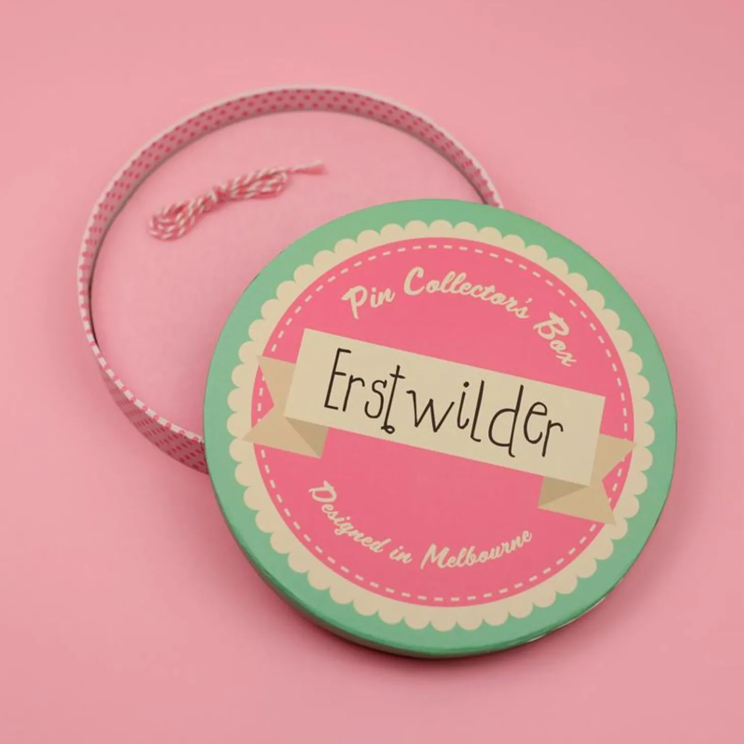 Enamel Pin Collectors Box (Pink)