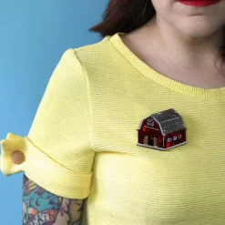 House Of Hootenanny Brooch