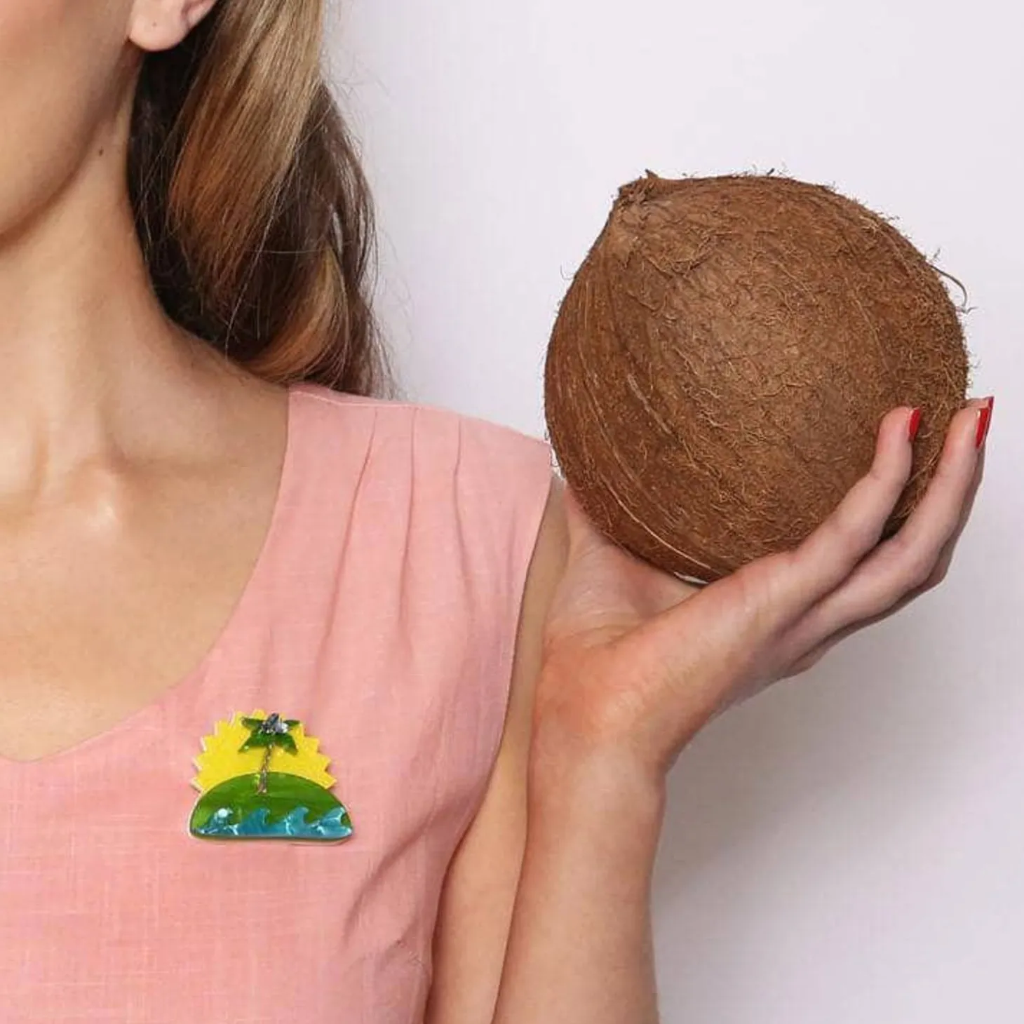 Island In The Sun Brooch