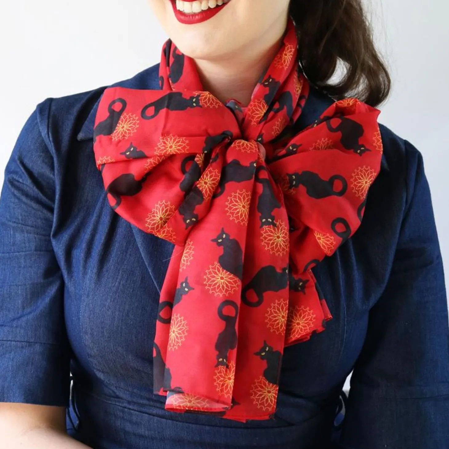 Le Chat Noir Large Neck Scarf