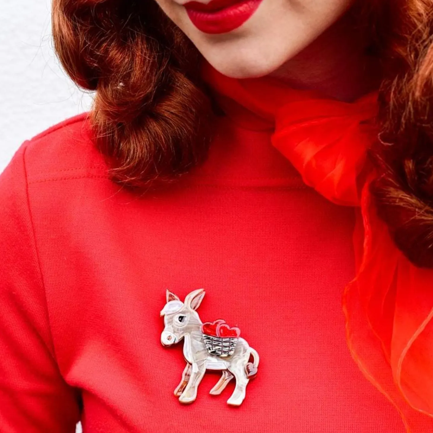 Marvellous Murray Brooch