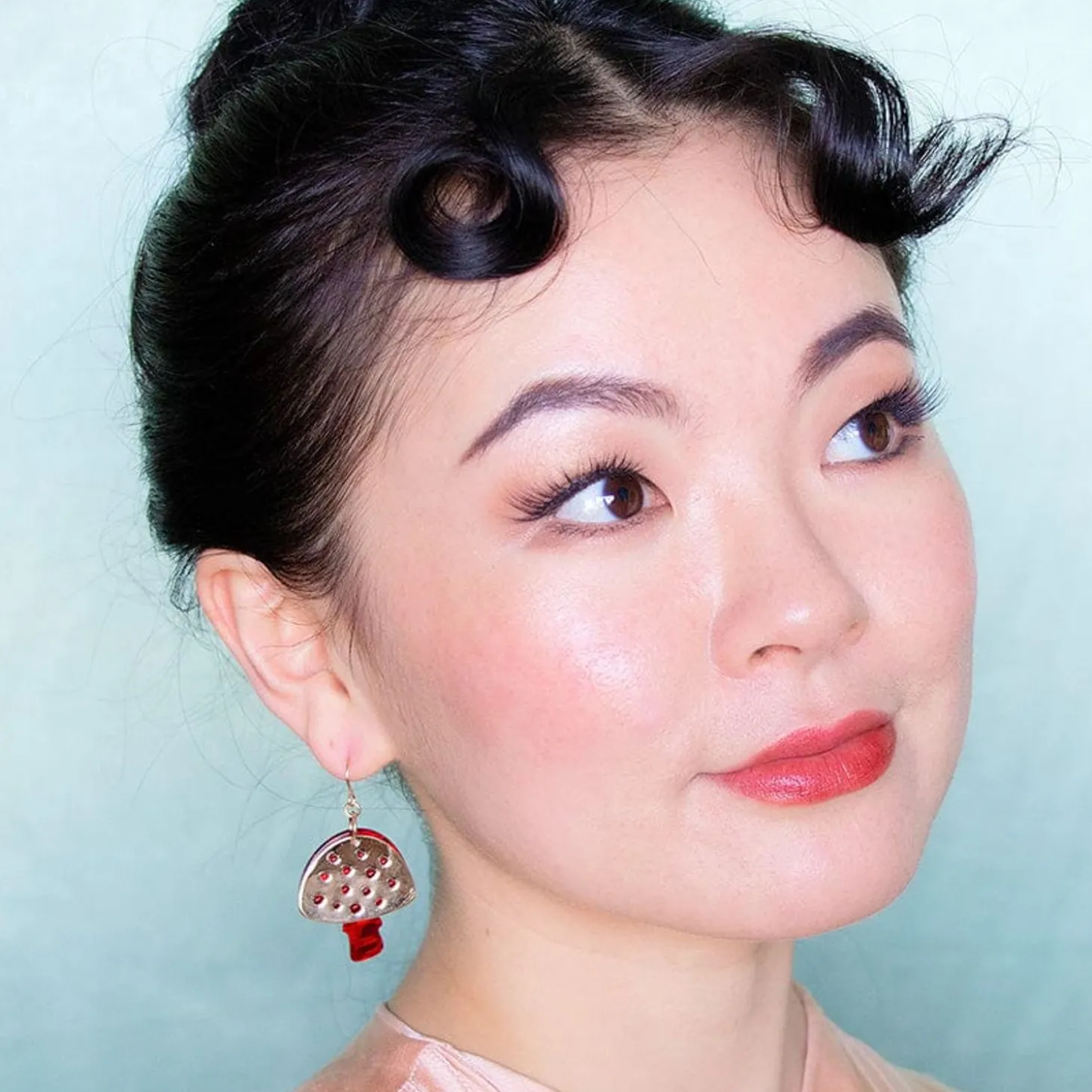 Mushroom Textured Resin Drop Earrings - Red