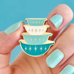 Nanna'S Prized Diamond Bowls Enamel Pin