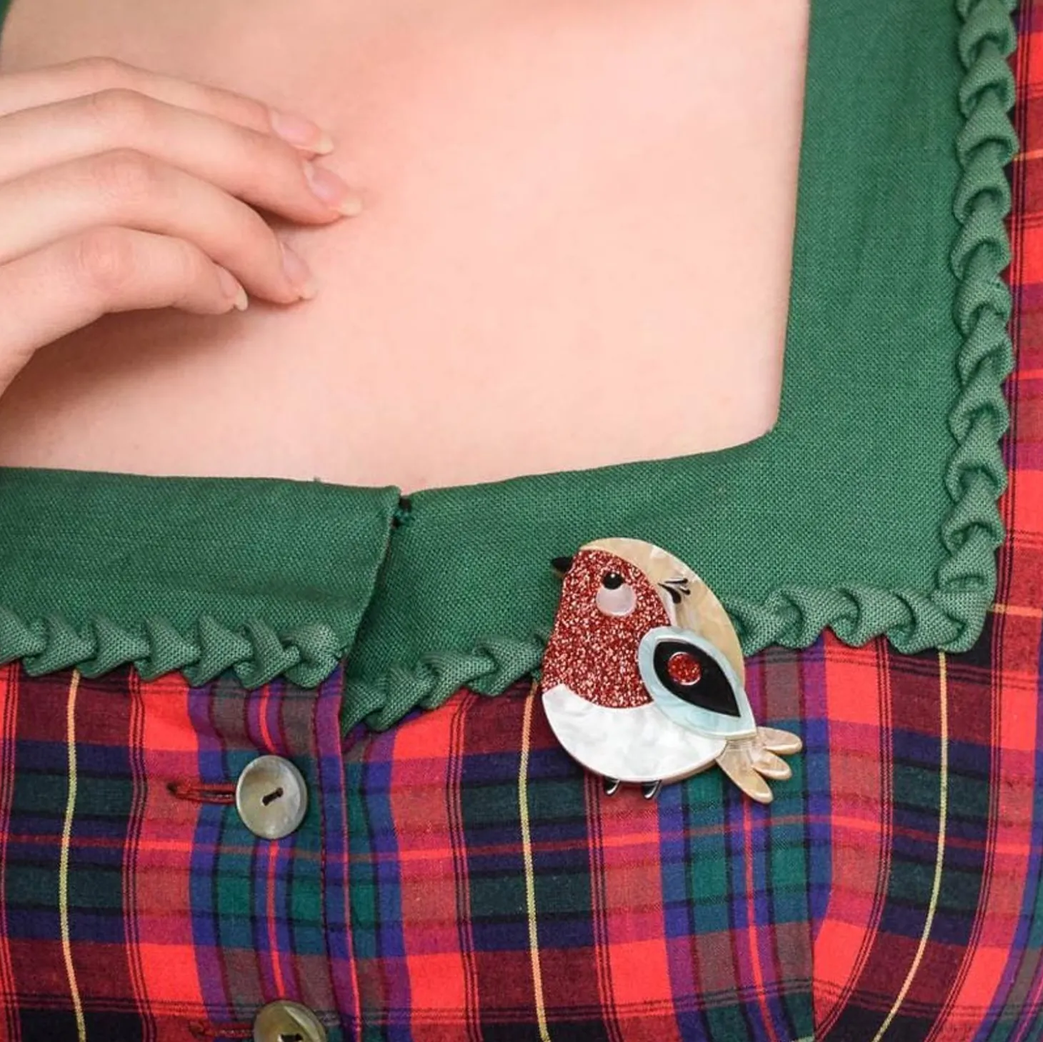 Red Robbin Brooch