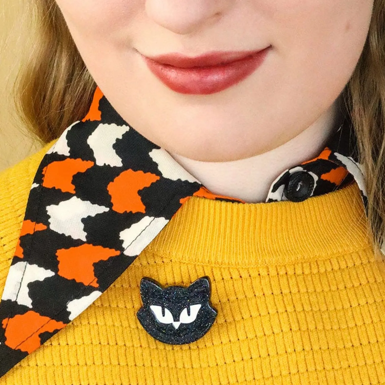 Shadow The Cat Mini Brooch