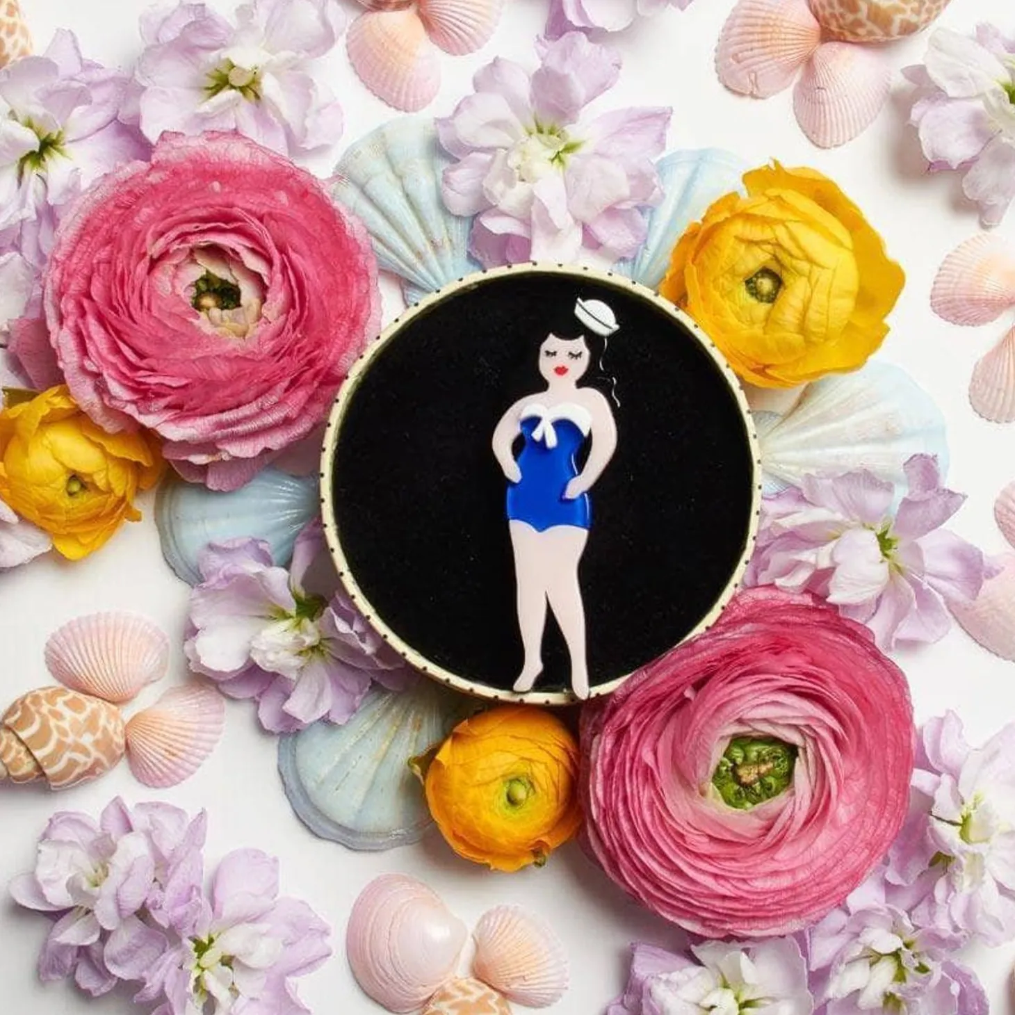 She Sells Sea Shells Brooch