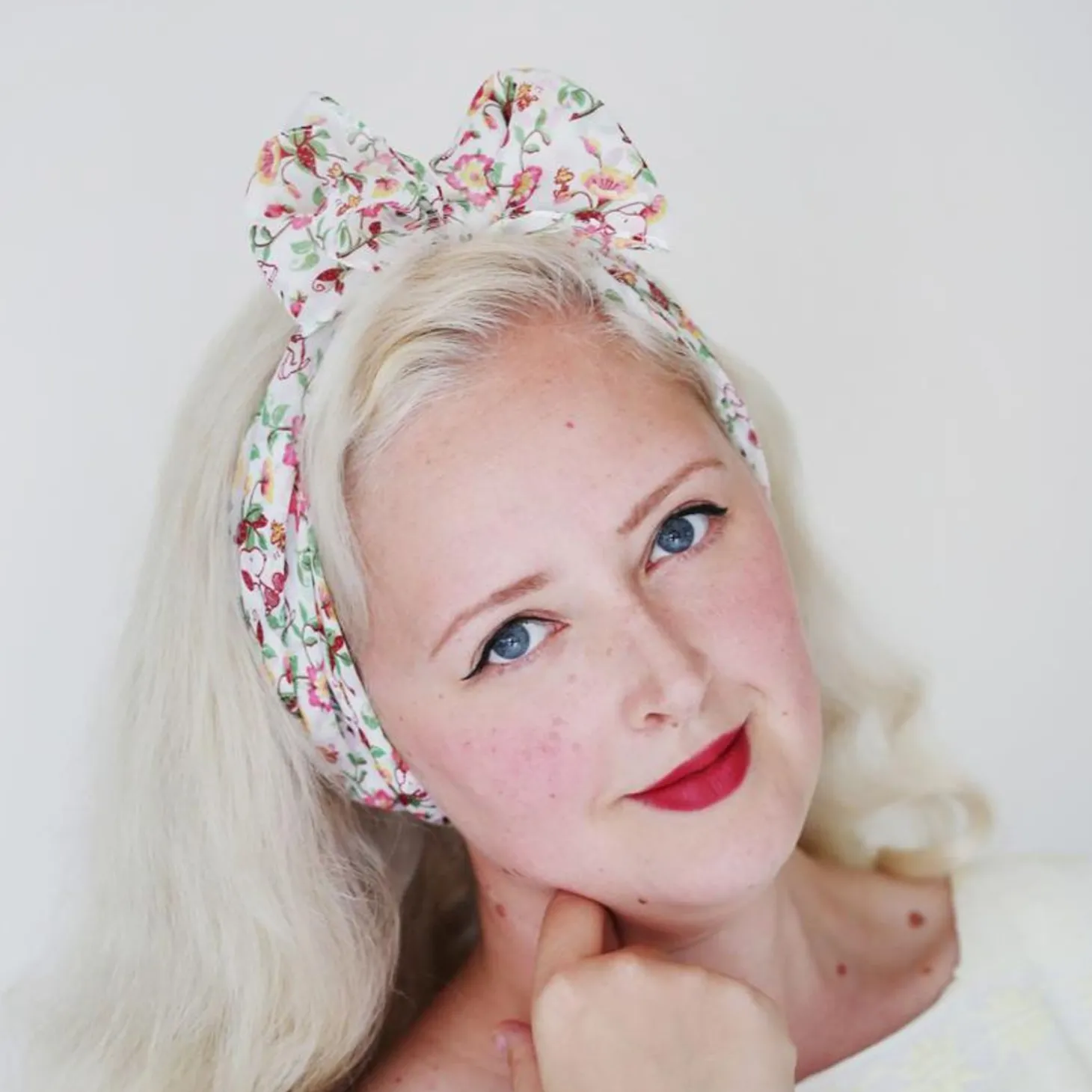 Snoopy & Woodstock Head Scarf