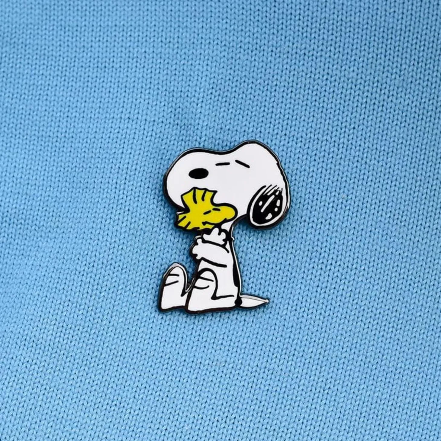 Snoopy'S Warm Hug Enamel Pin