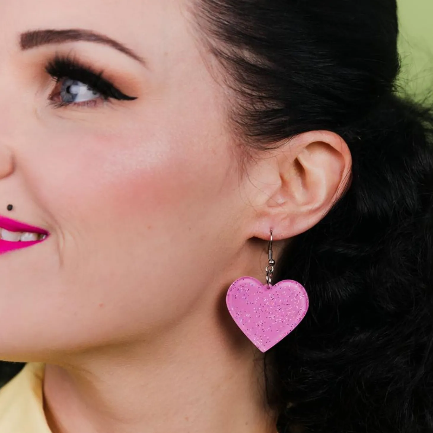 Solid Heart Glitter Resin Drop Earrings - Pink