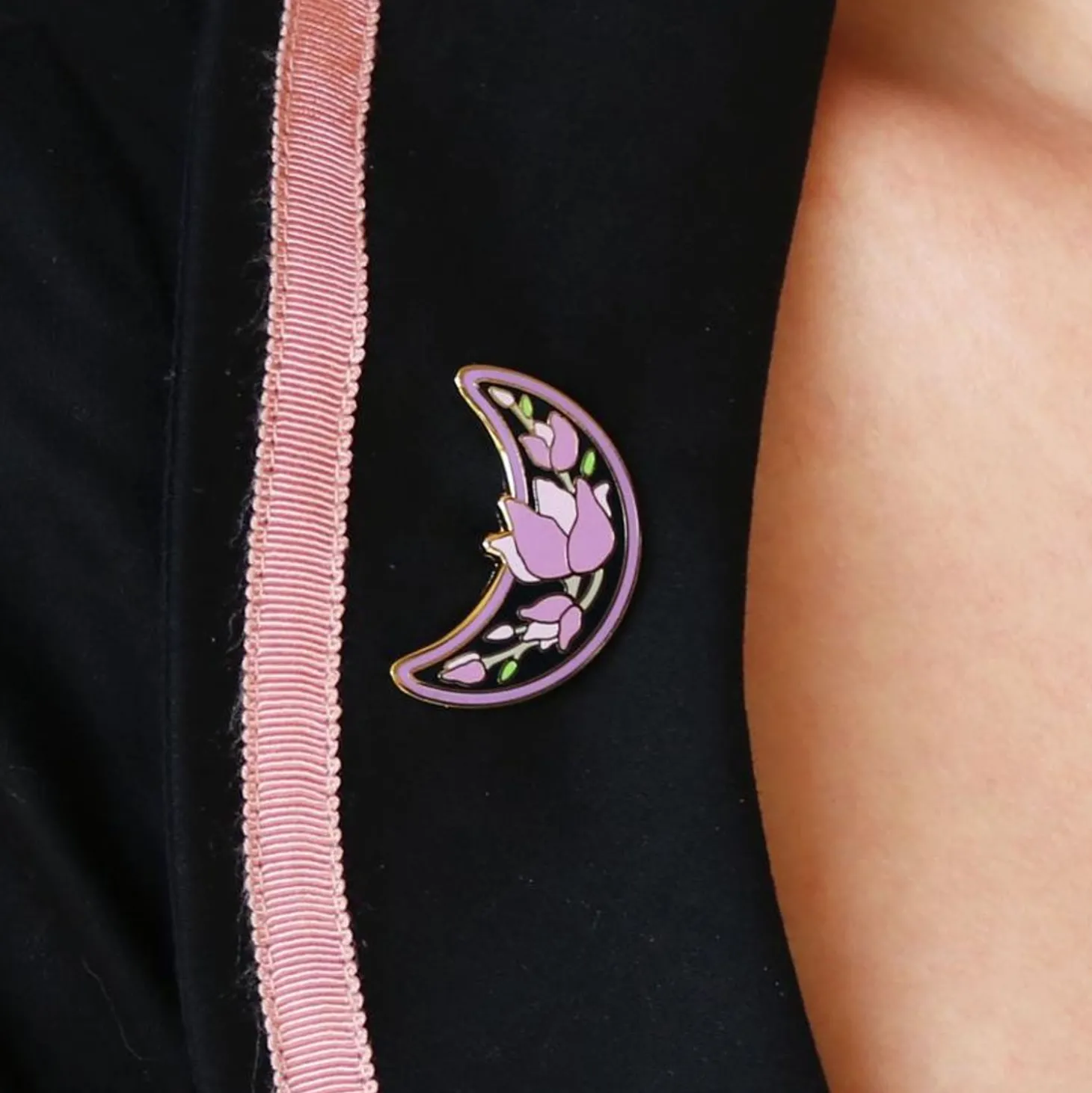 Steel Magnolias Enamel Pin
