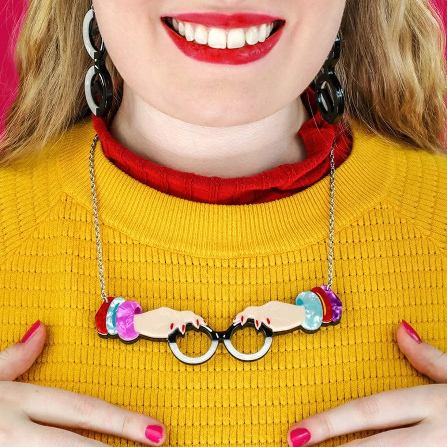 The Face Of Style Iris Necklace