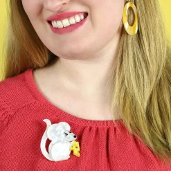 The Manhattan Mouse Brooch