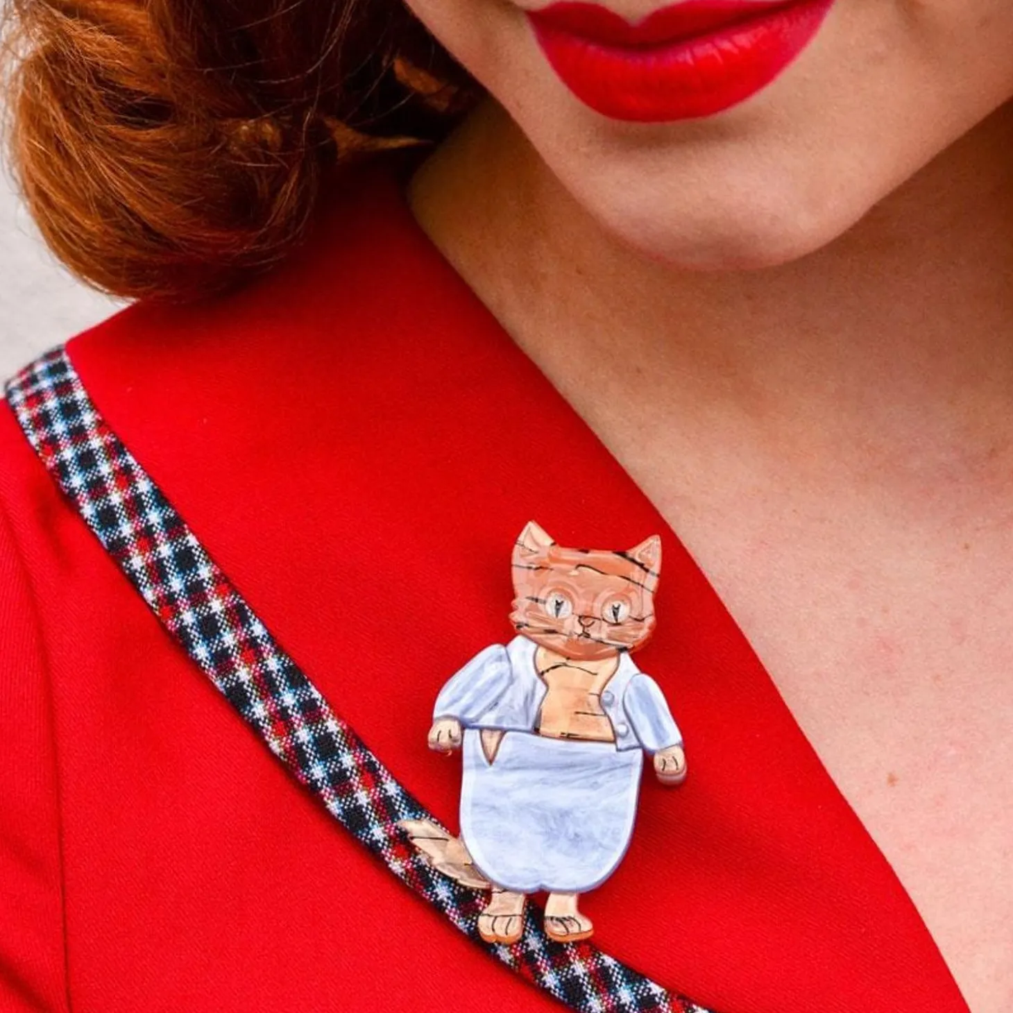 Tom Kitten Brooch