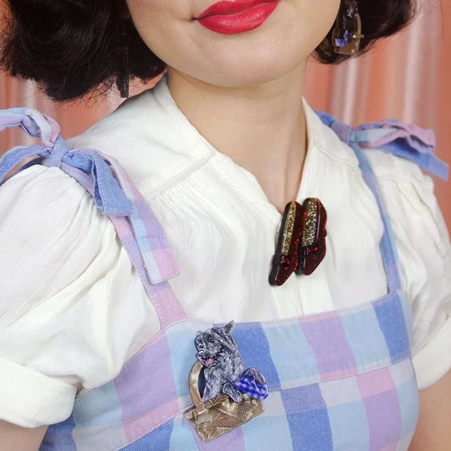 Toto Brooch