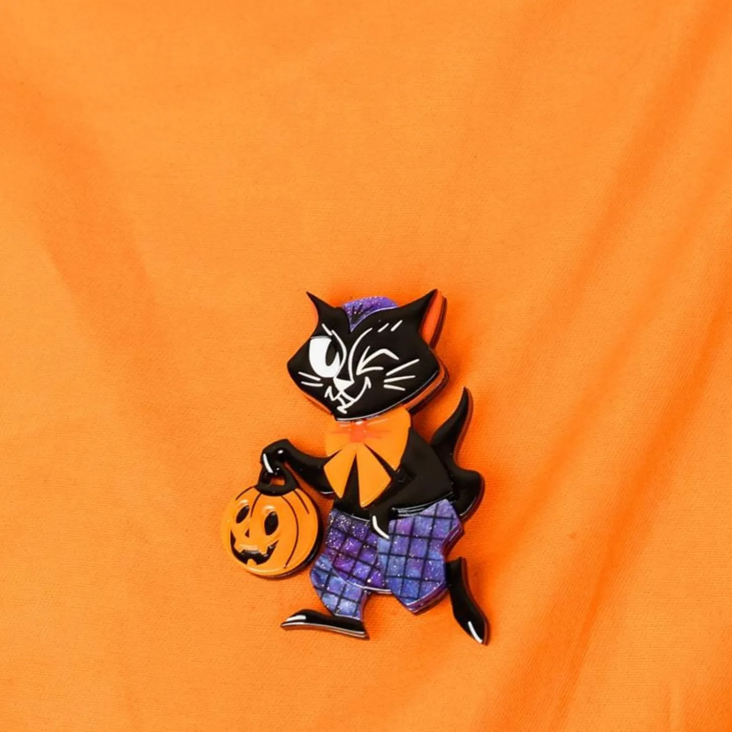 Treat Seeker Cat Brooch