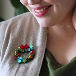 Wreath Down Under Brooch